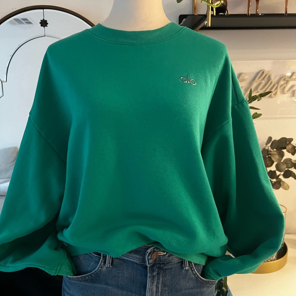 Alo Yoga Crewneck Sweatshirt
